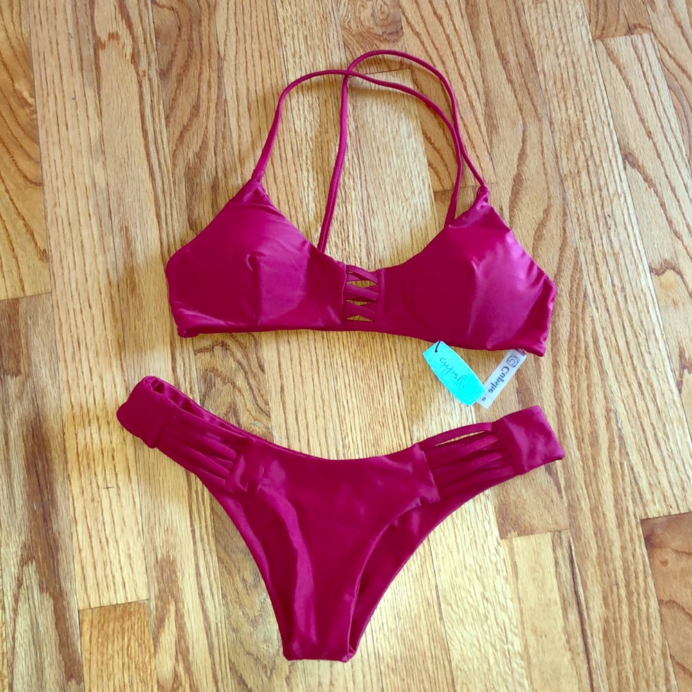 Cupshe NEVER WORN maroon cheeky bikini! ❤️